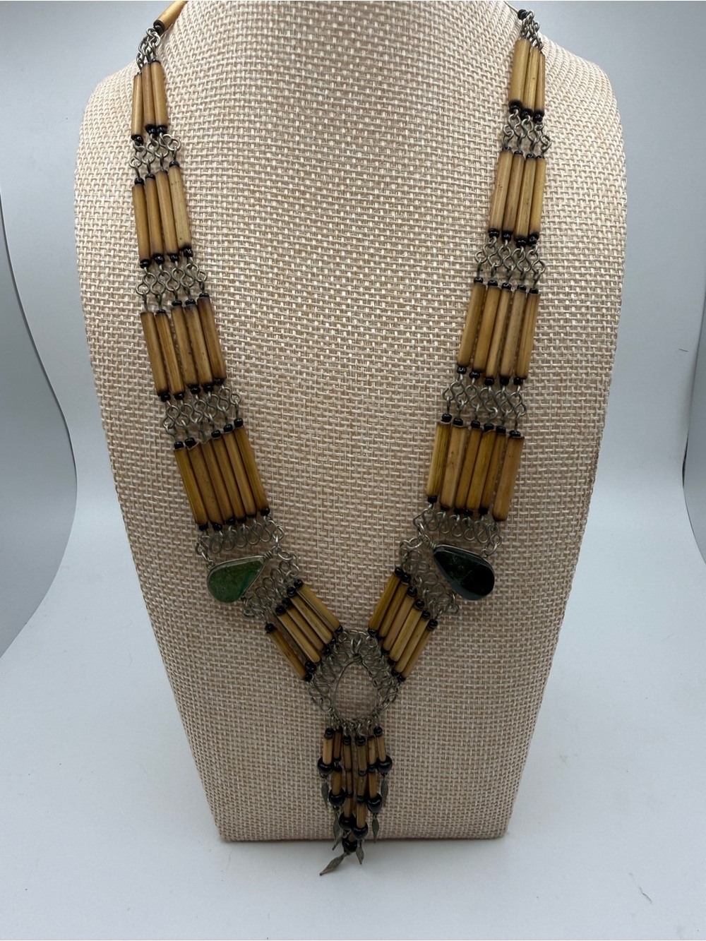 Vintage Artisan Wood Green Stone Necklace Boho Tribal Style Statement Jewelry